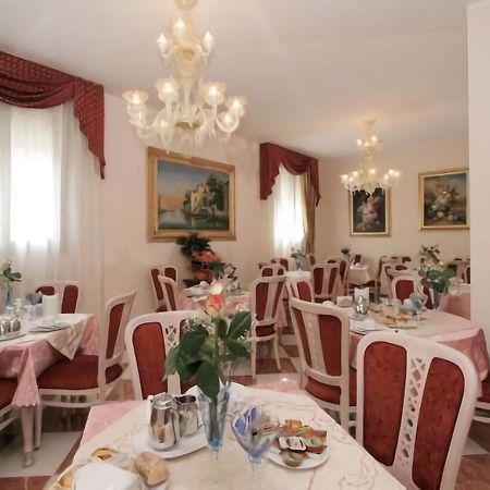 Nice Hotel Mestre Zewnętrze zdjęcie