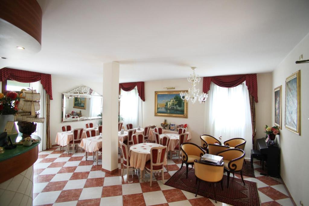 Nice Hotel Mestre Zewnętrze zdjęcie