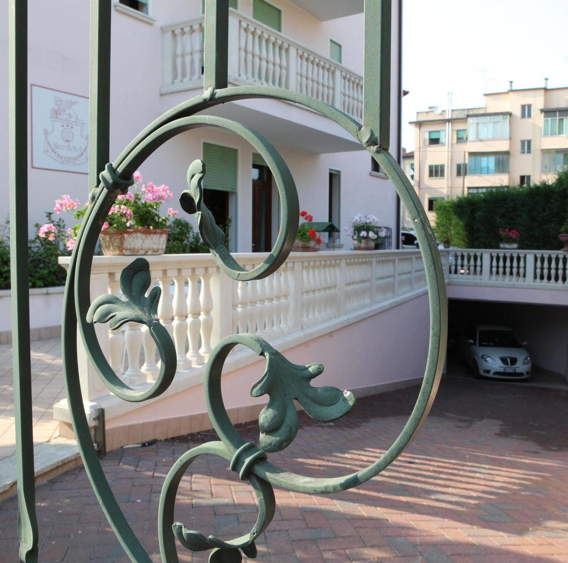 Nice Hotel Mestre Zewnętrze zdjęcie